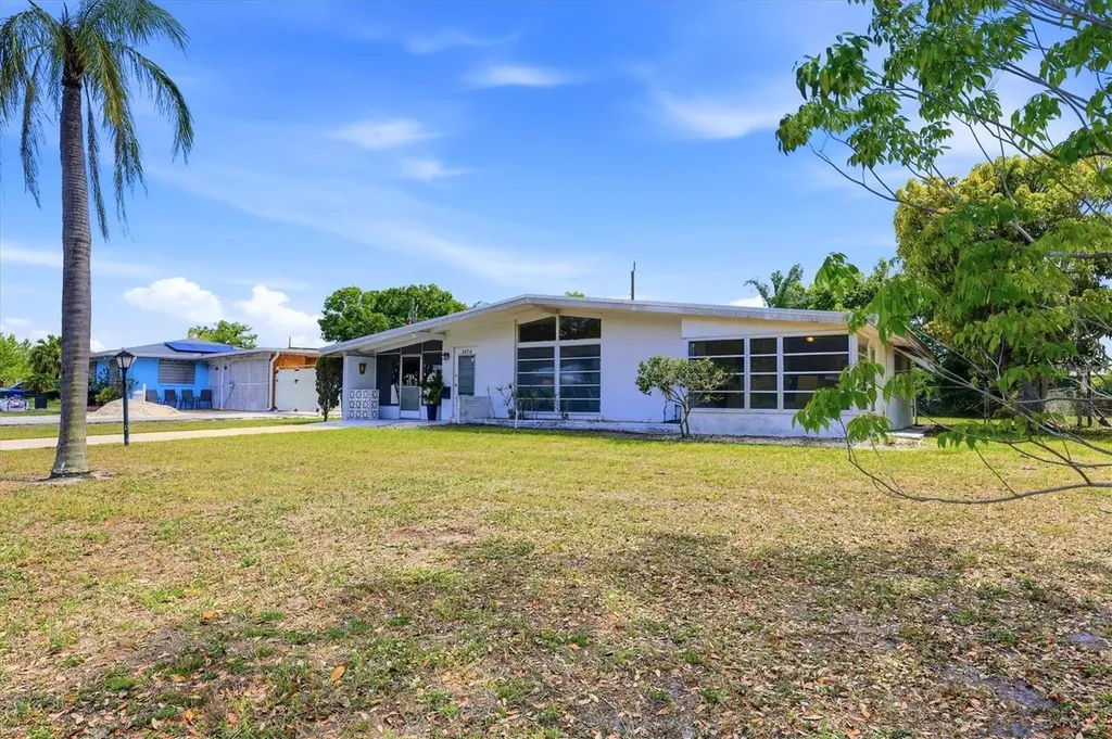 3876 Prudence Drive Sarasota FL 34235
