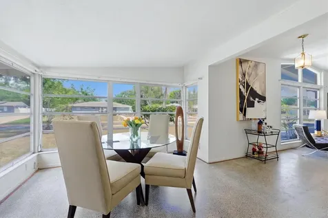 3876 Prudence Drive Sarasota FL 34235