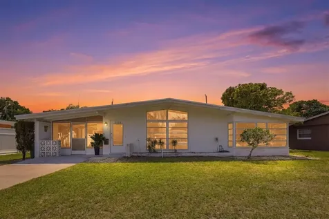3876 Prudence Drive Sarasota FL 34235