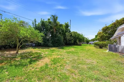 3876 Prudence Drive Sarasota FL 34235