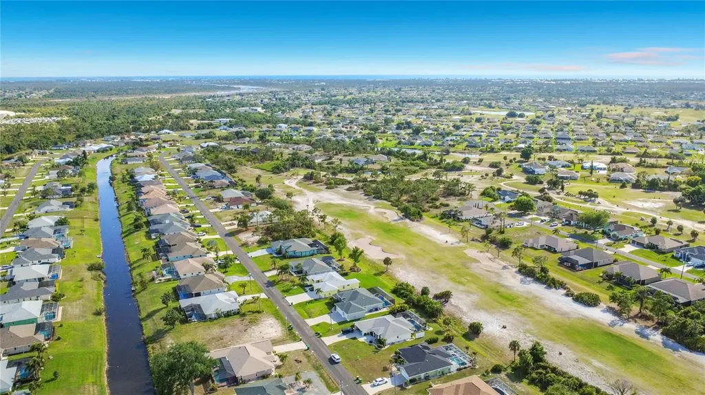 186 Fairway Road Rotonda West FL 33947
