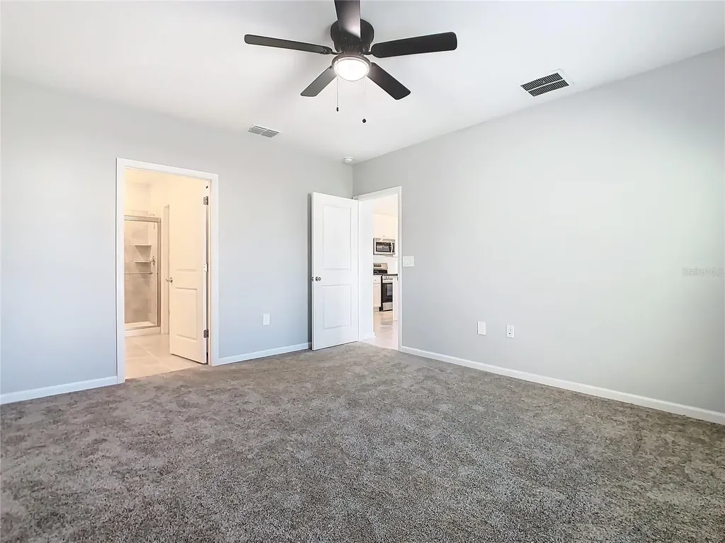 1033 Holden Way Eagle Lake FL 33839