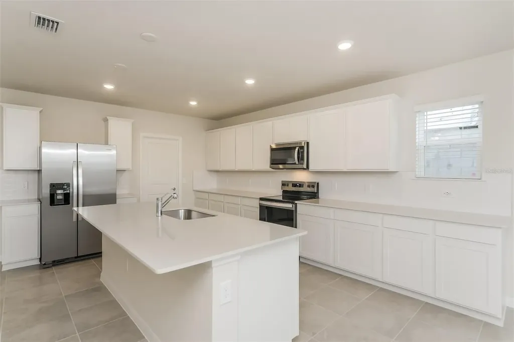 3739 Haddon Avenue Davenport FL 33837
