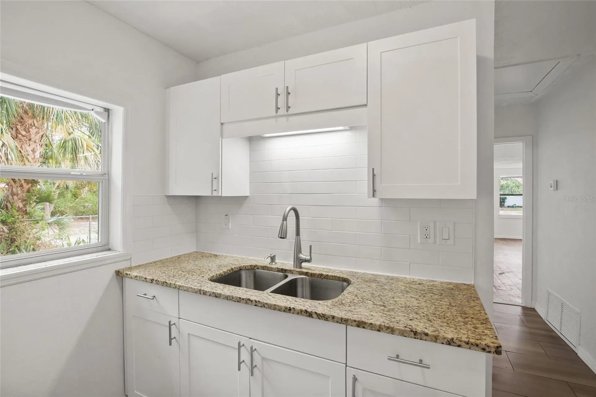 1618 43rd Street S St Petersburg FL 33711
