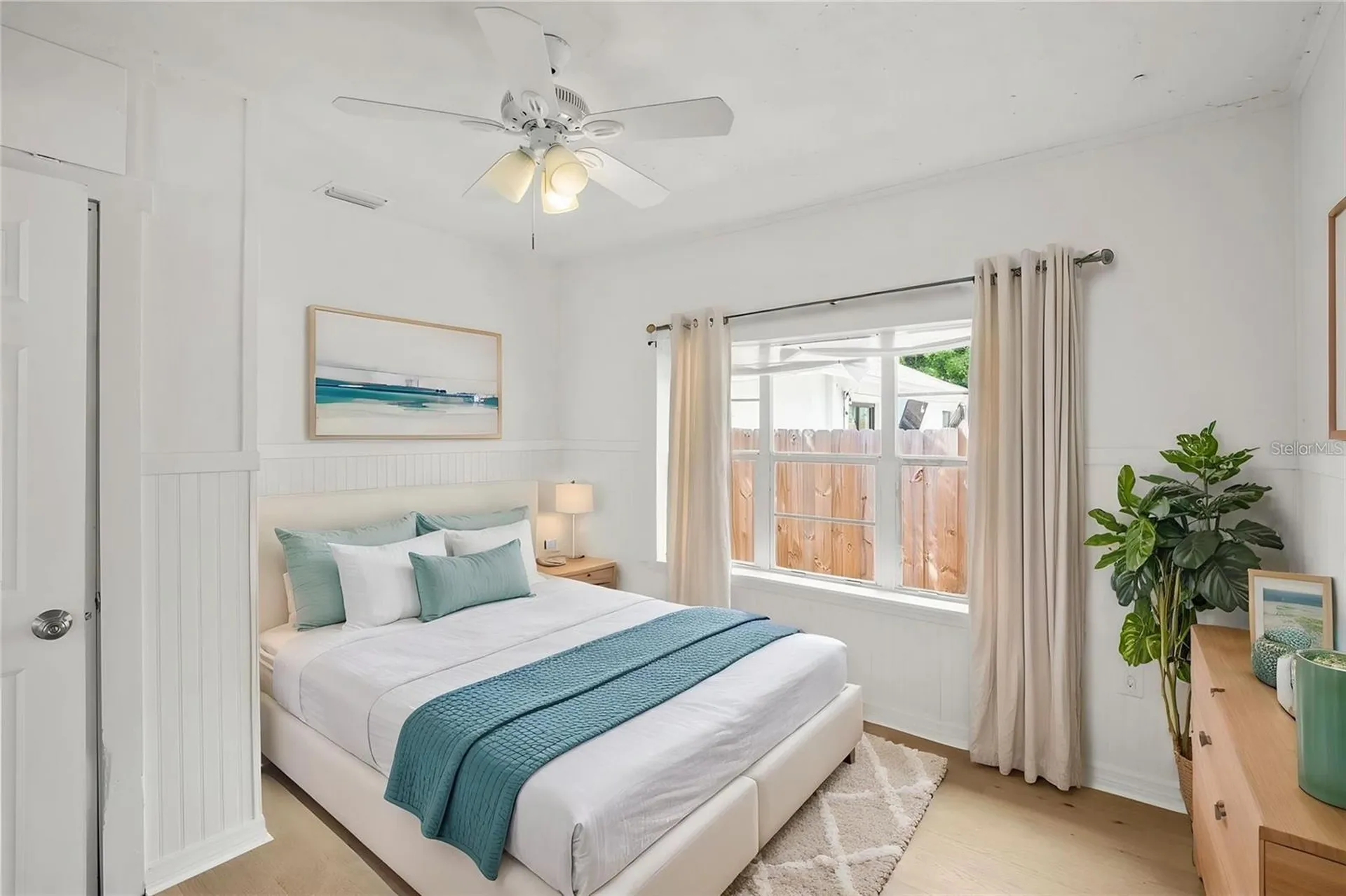 1618 43rd Street S St Petersburg FL 33711