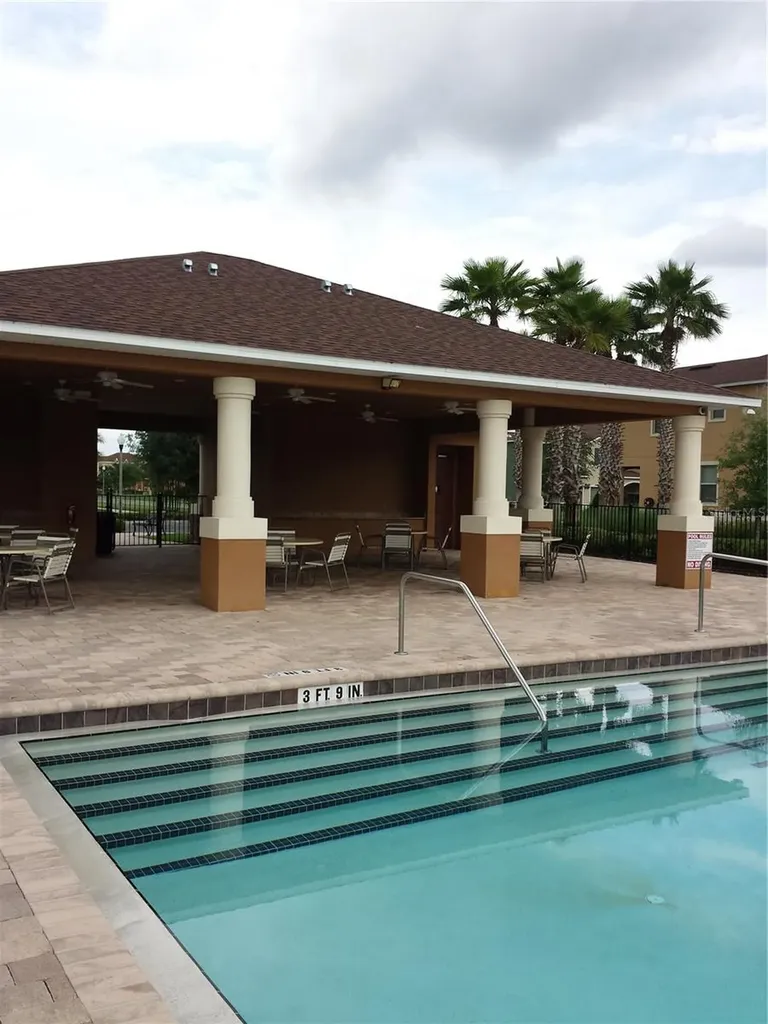 11064 Savannah Landing Circle Orlando FL 32832