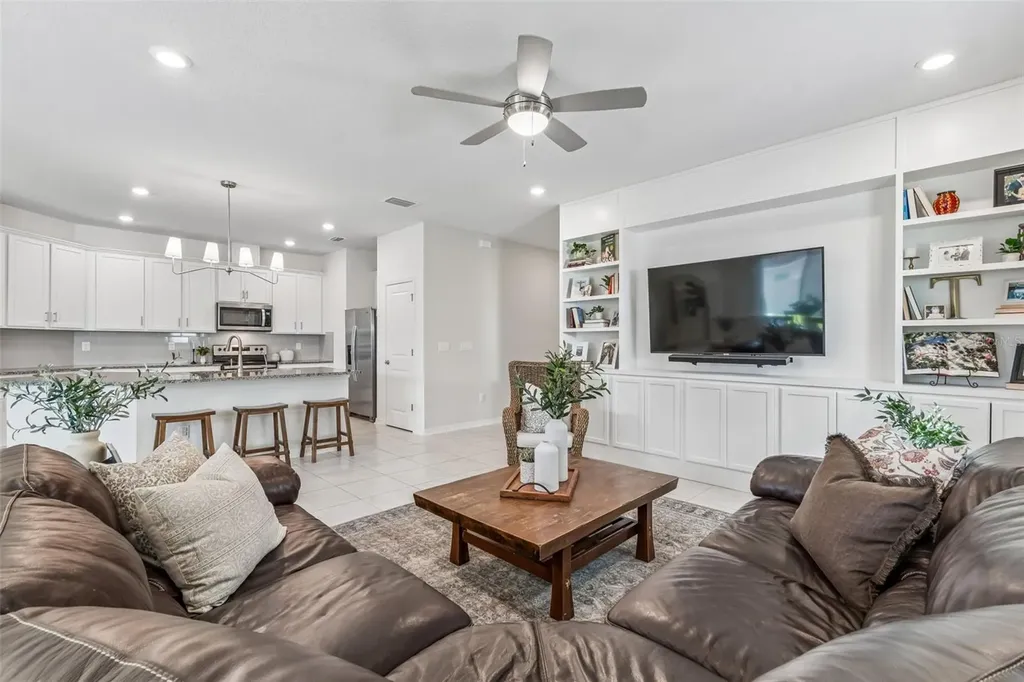 20121 Azul Marble Loop Land O Lakes FL 34638