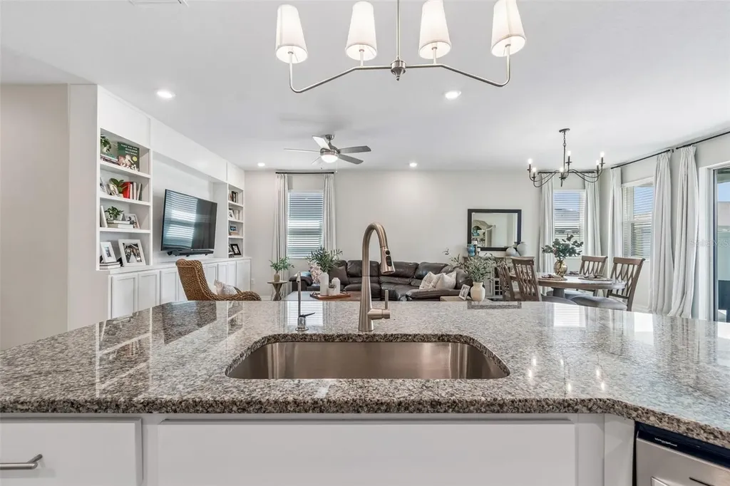 20121 Azul Marble Loop Land O Lakes FL 34638