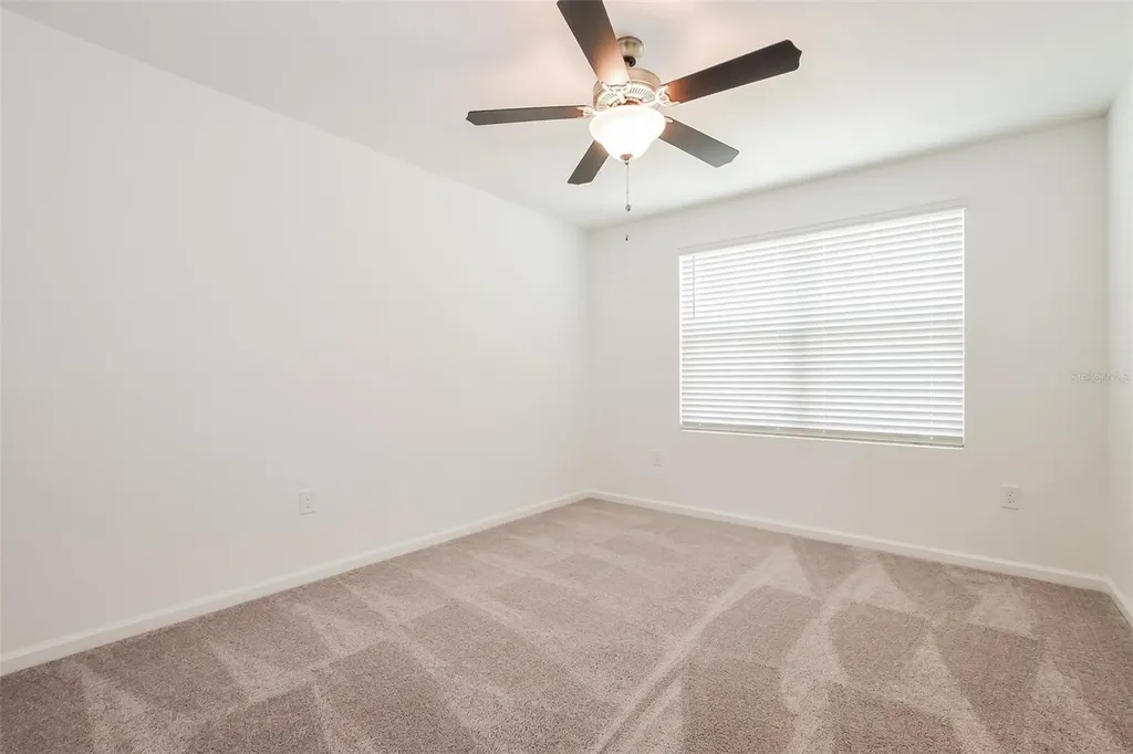 2042 Hemingway Circle Groveland FL 34736