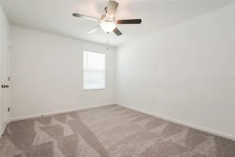 2042 Hemingway Circle Groveland FL 34736