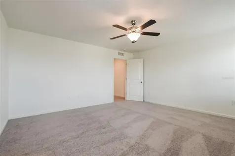 2042 Hemingway Circle Groveland FL 34736