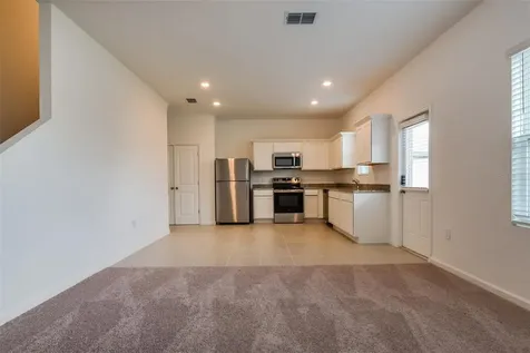 2084 Hemingway Circle Groveland FL 34736