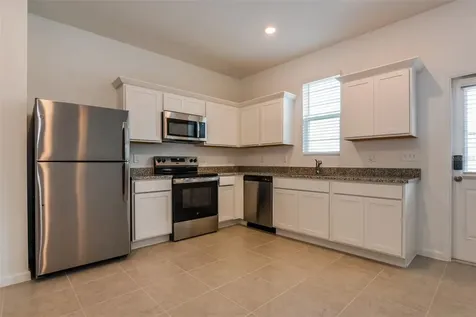 2084 Hemingway Circle Groveland FL 34736