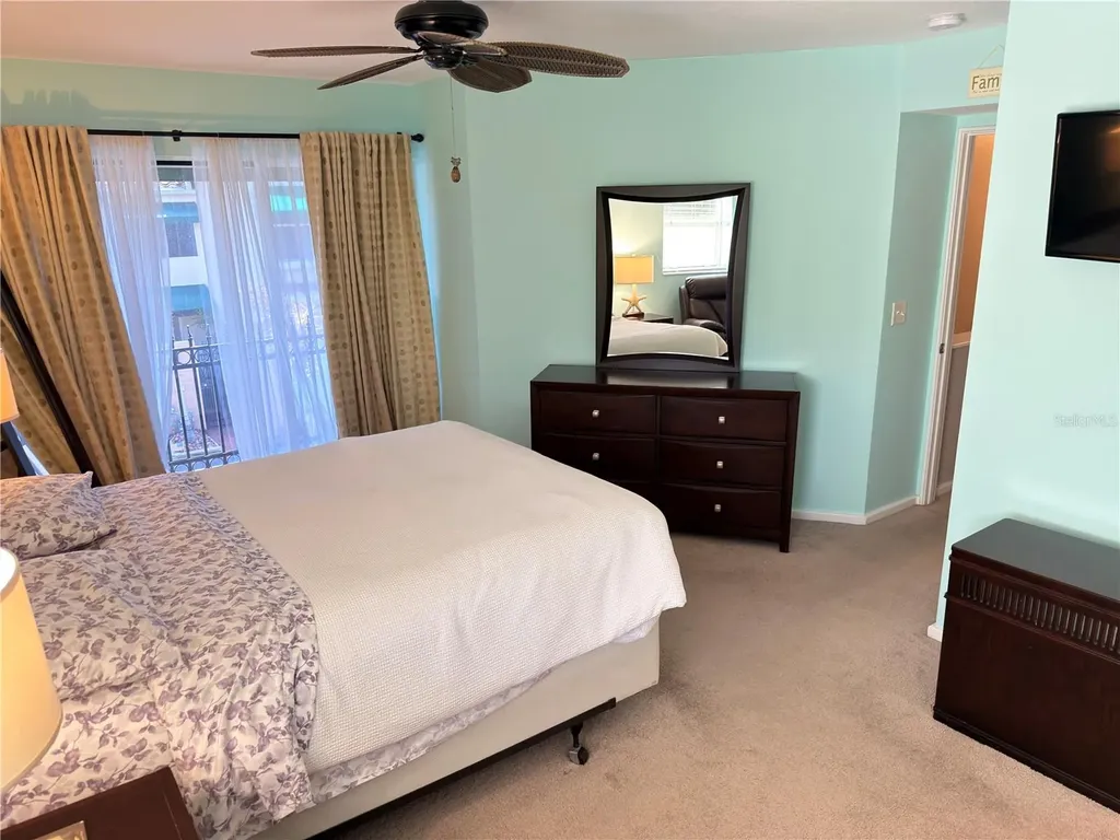 828 Padua Lane Clearwater FL 33756