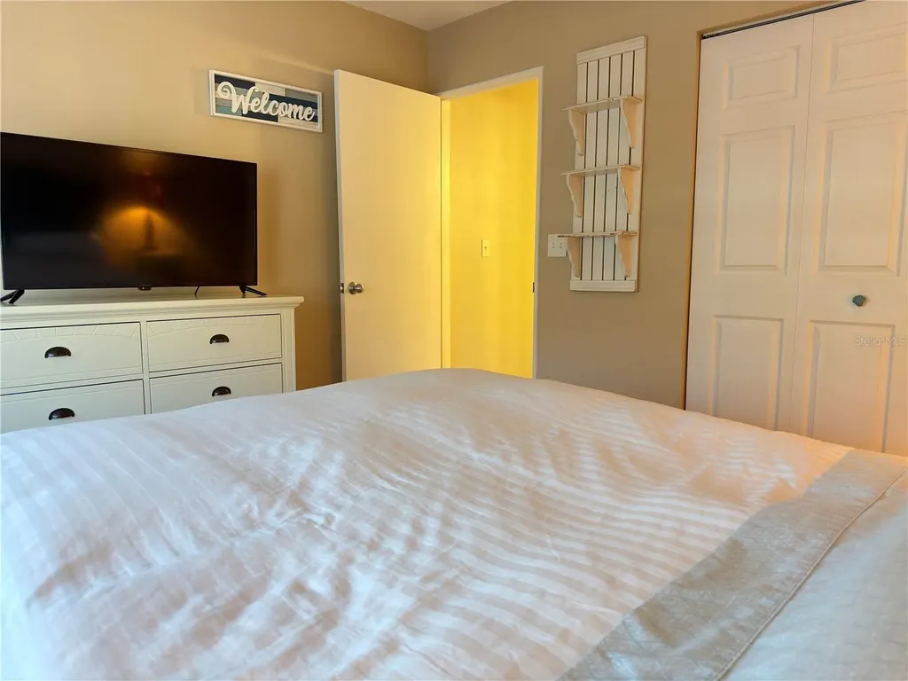 828 Padua Lane Clearwater FL 33756
