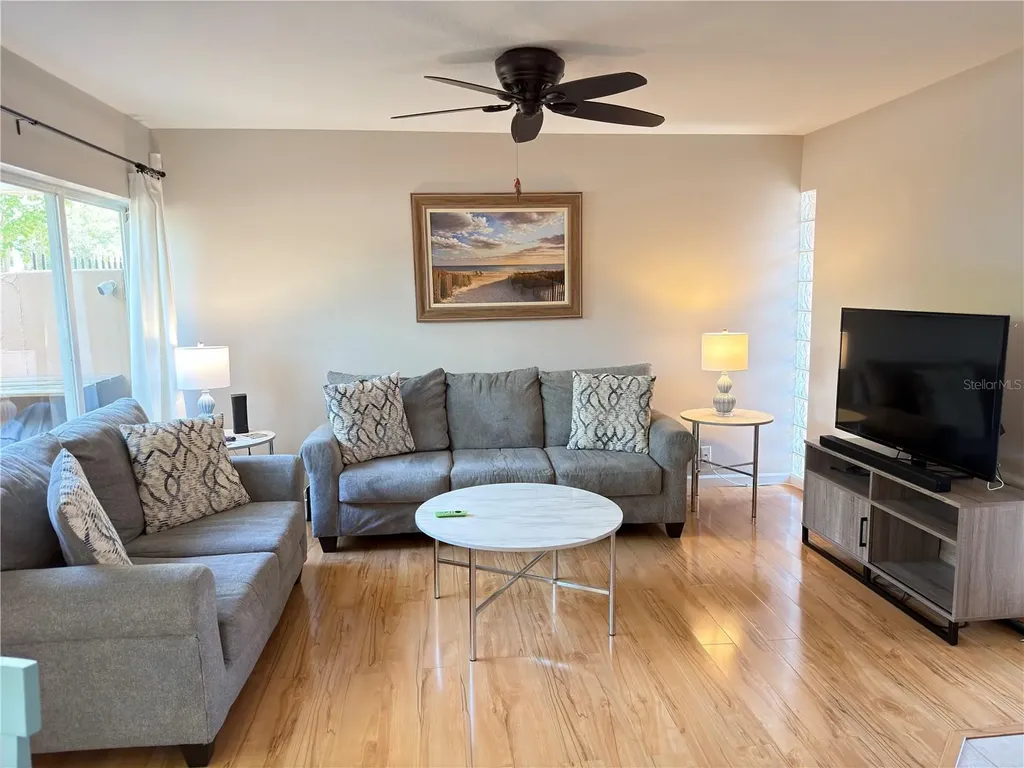 828 Padua Lane Clearwater FL 33756