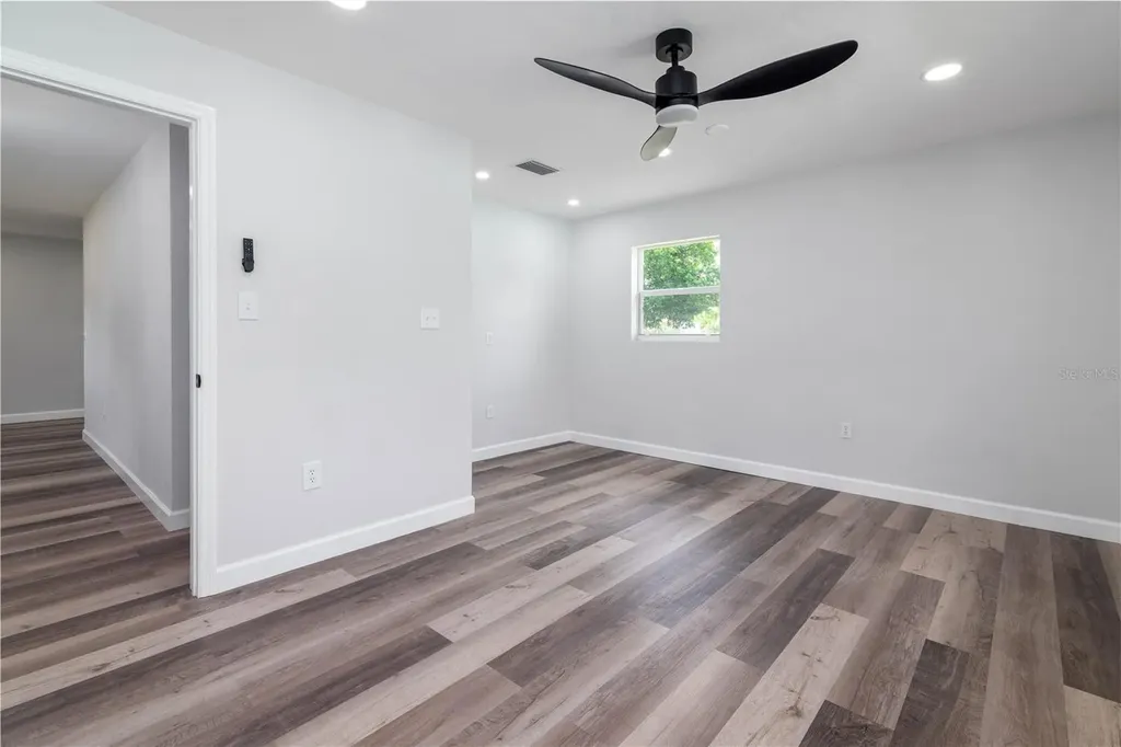 717 W Winifred Street Avon Park FL 33825