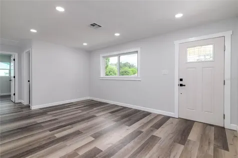 717 W Winifred Street Avon Park FL 33825