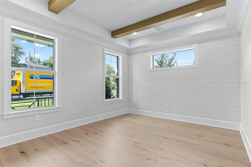 4017 W Palmira Avenue Tampa FL 33629