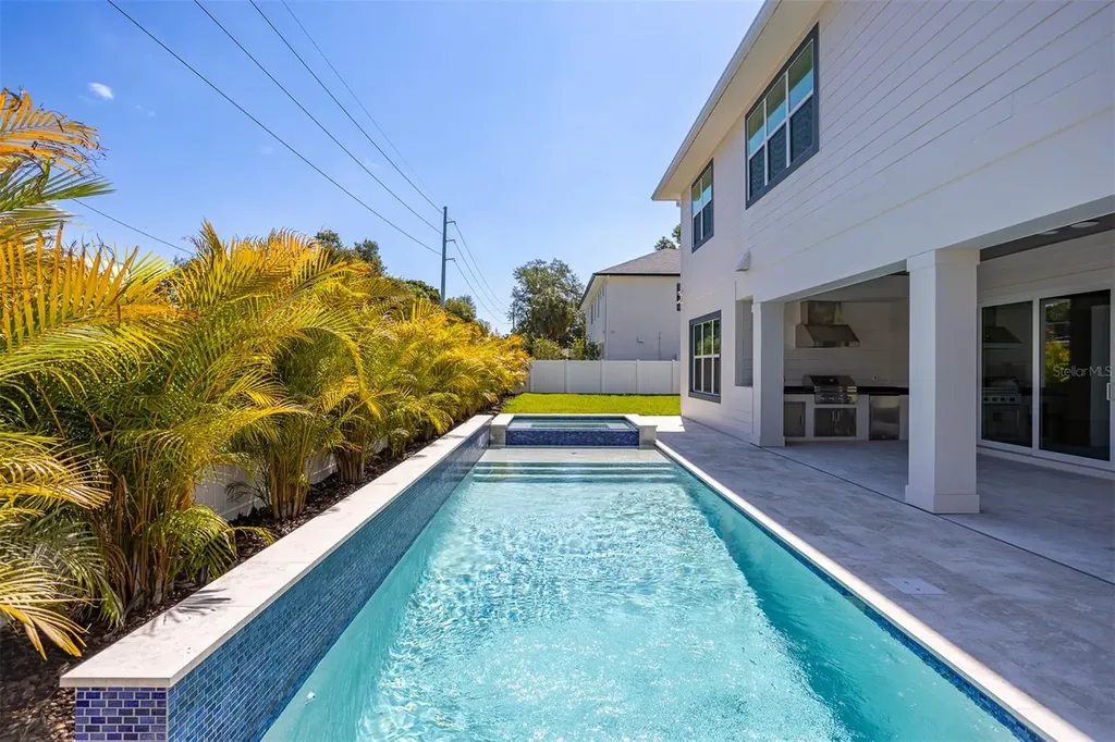 4017 W Palmira Avenue Tampa FL 33629