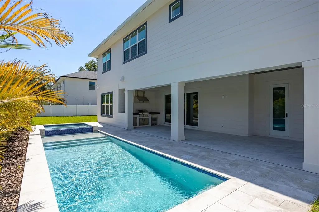 4017 W Palmira Avenue Tampa FL 33629