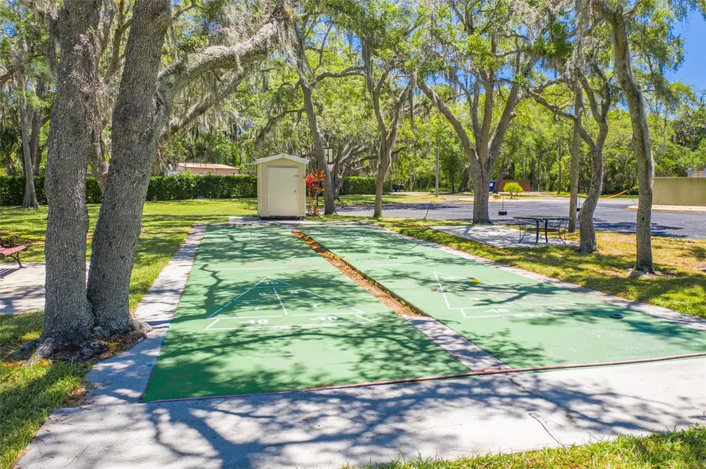 1315 Pine Island Drive N St Cloud FL 34771