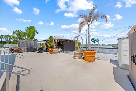 1315 Pine Island Drive N St Cloud FL 34771