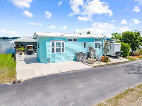 1315 Pine Island Drive N St Cloud FL 34771