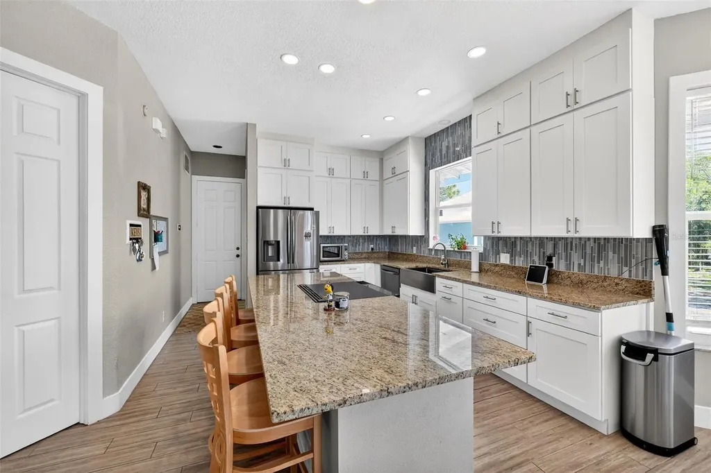4433 Sweetwater Drive Tampa FL 33615