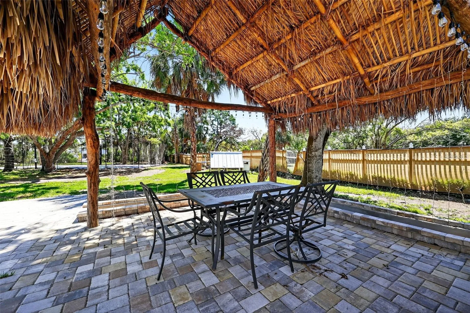 4433 Sweetwater Drive Tampa FL 33615
