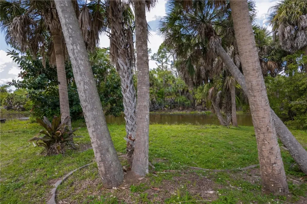 1609 Harmony Drive Port Charlotte FL 33952