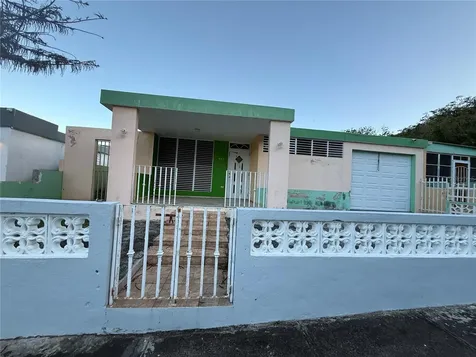 WW-5 51st Street Jardines Del Caribe Ponce PR 00728