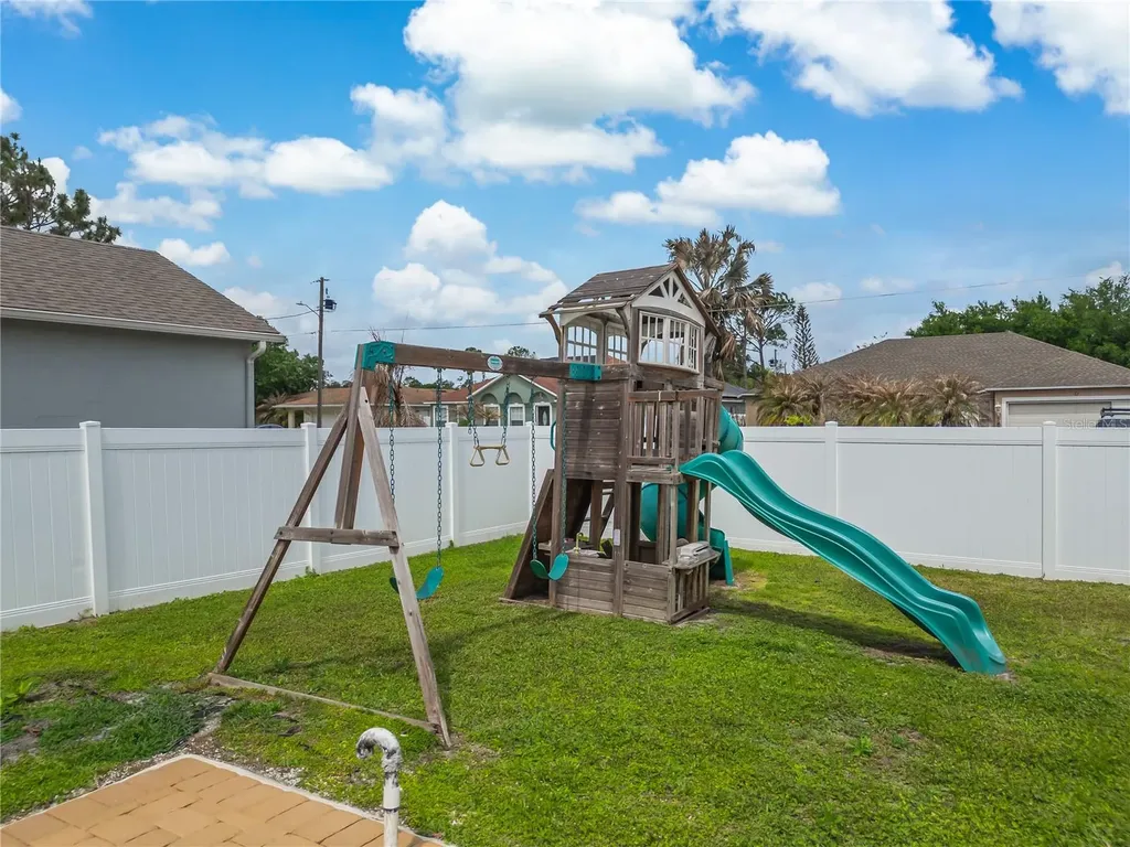 1112 Lavaur Court Kissimmee FL 34759