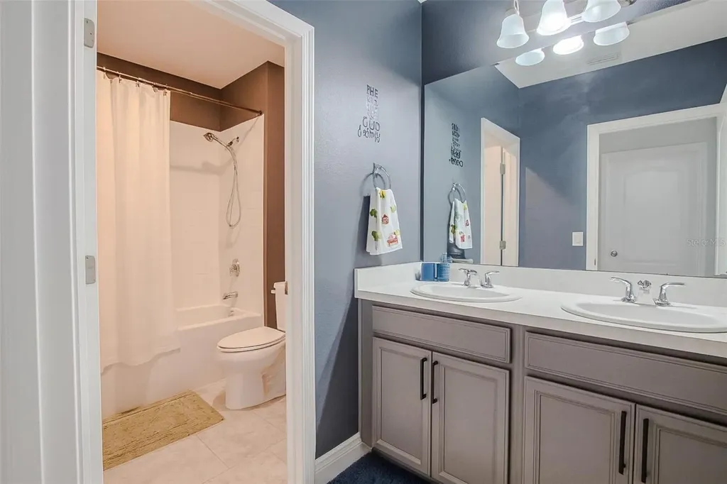 9394 Oglethorpe Drive Groveland FL 34736