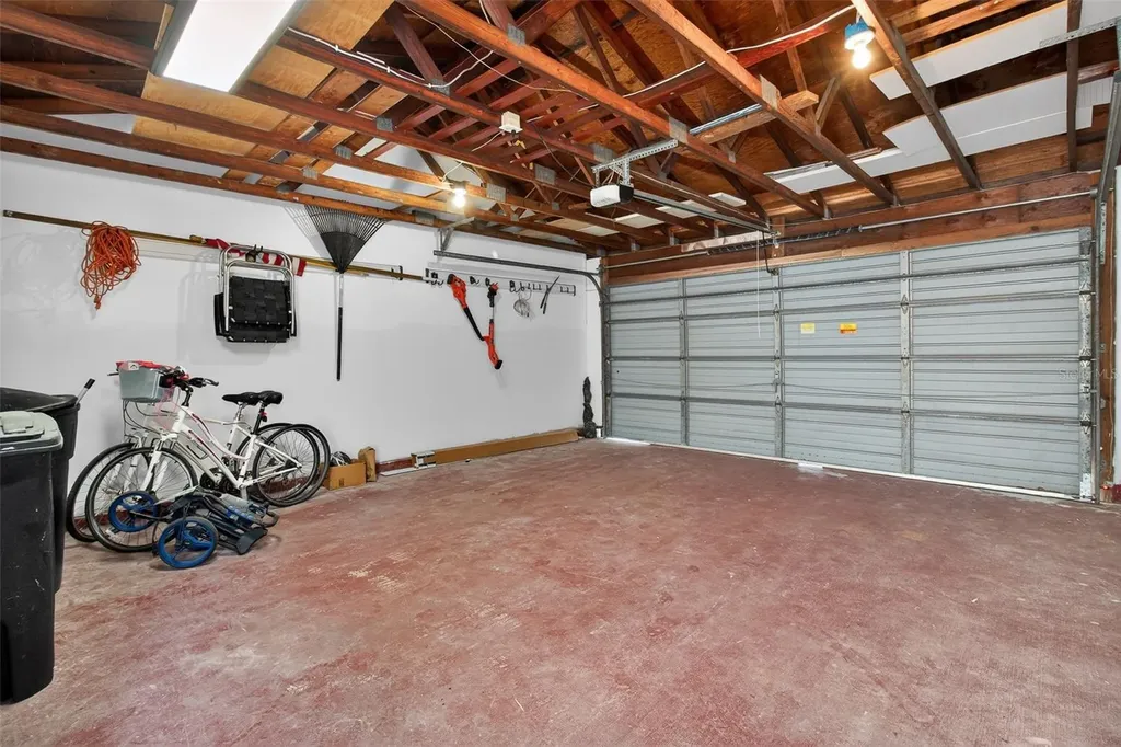 6660 Cape Hatteras Way NE St Petersburg FL 33702