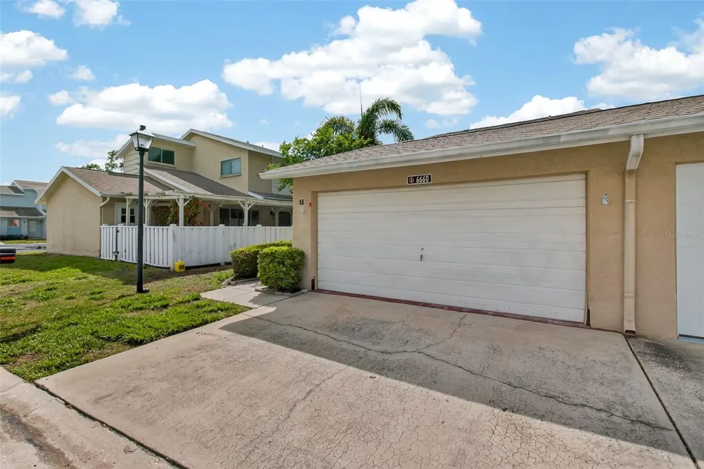 6660 Cape Hatteras Way NE St Petersburg FL 33702