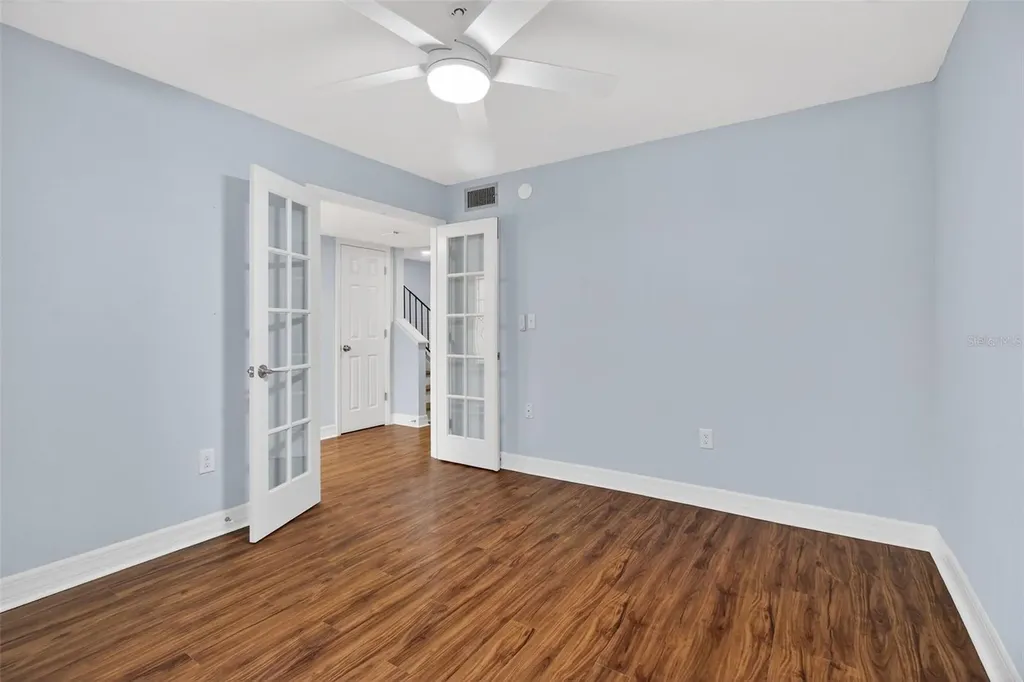 6660 Cape Hatteras Way NE St Petersburg FL 33702