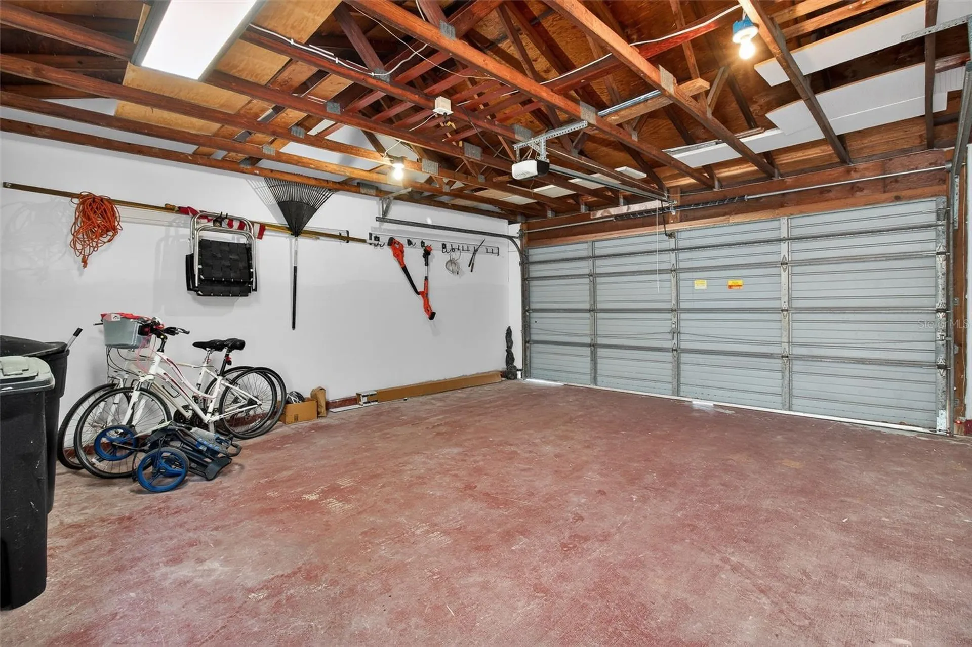 6660 Cape Hatteras Way NE St Petersburg FL 33702
