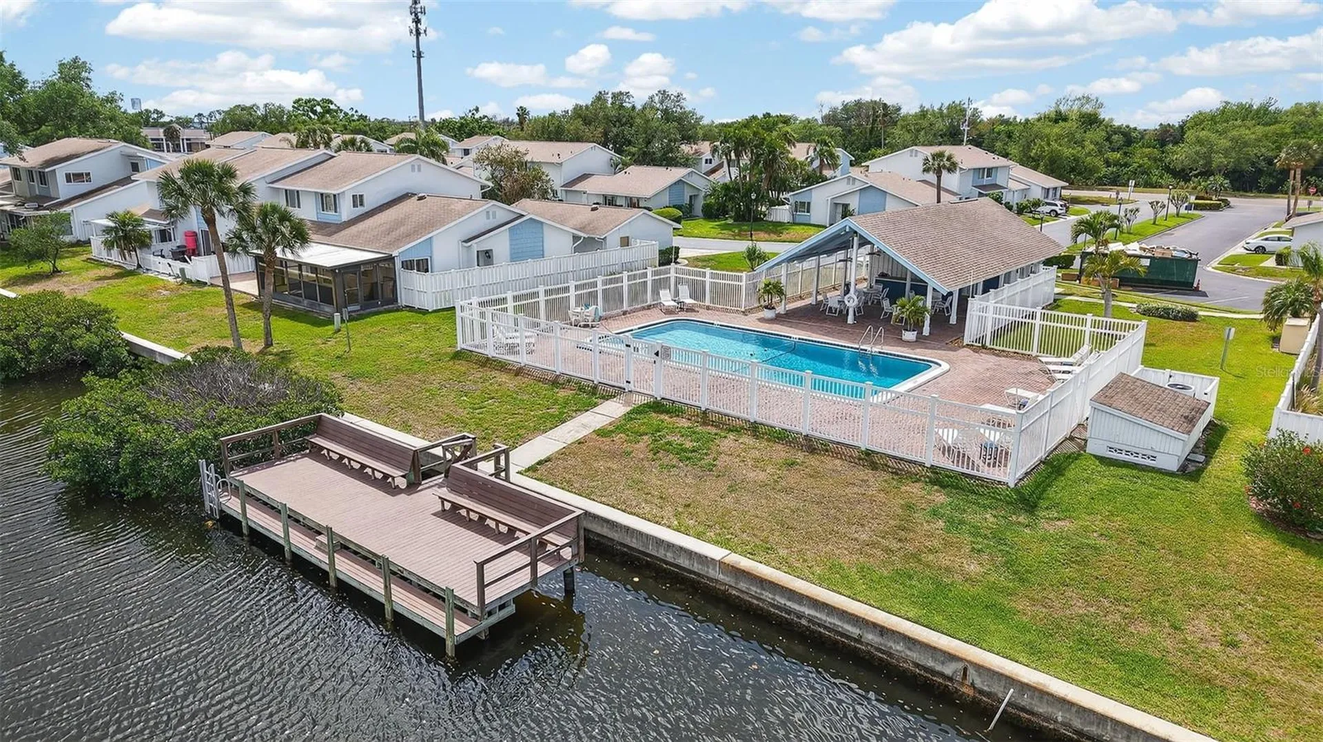 6660 Cape Hatteras Way NE St Petersburg FL 33702