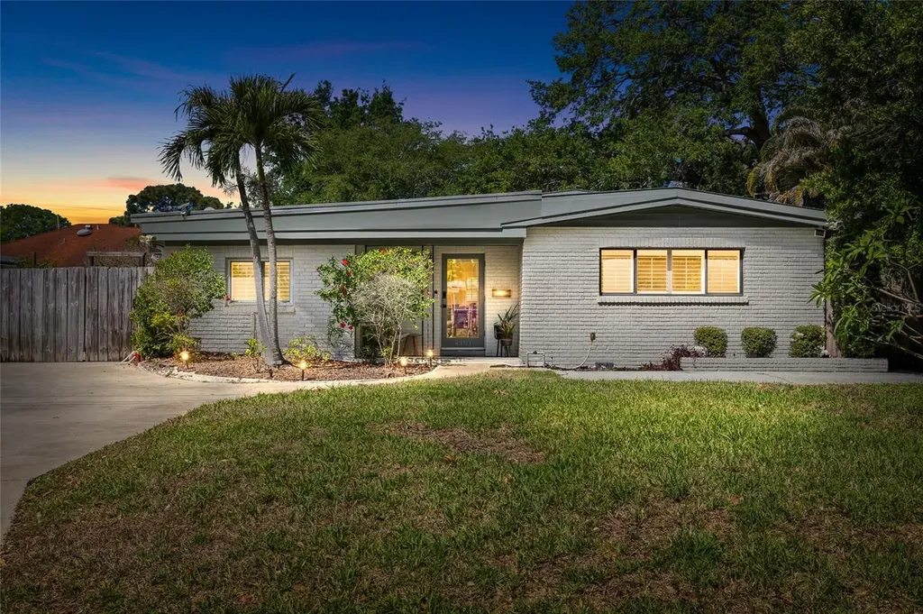 4303 S Cameron Avenue Tampa FL 33611