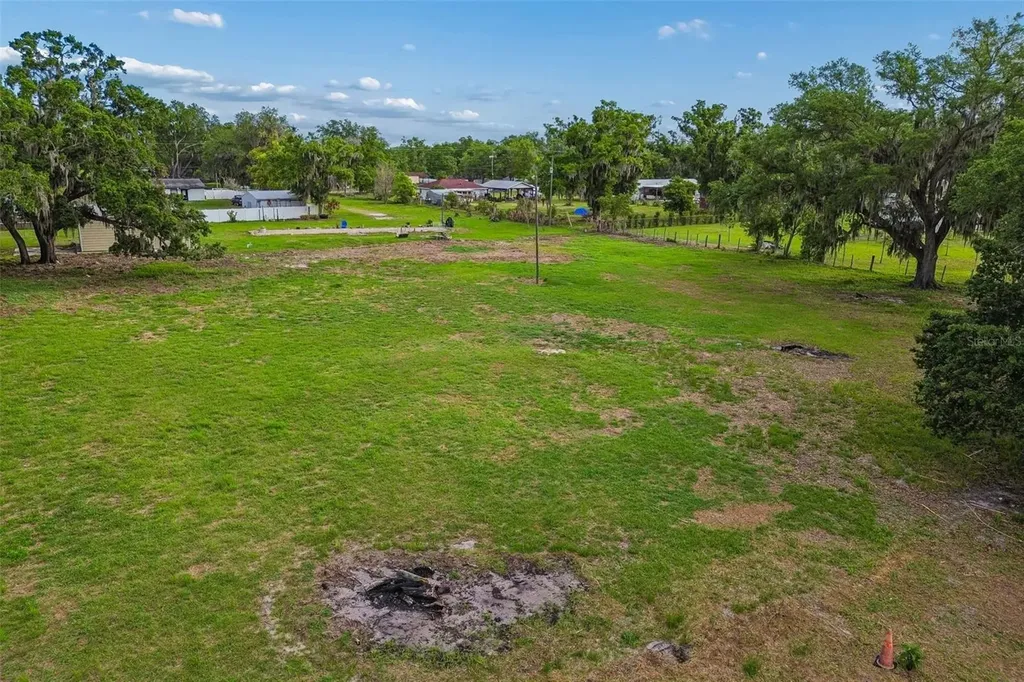 3005 W Sam Allen Road Plant City FL 33565