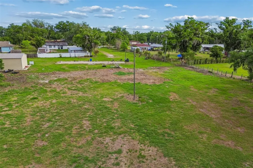 3005 W Sam Allen Road Plant City FL 33565