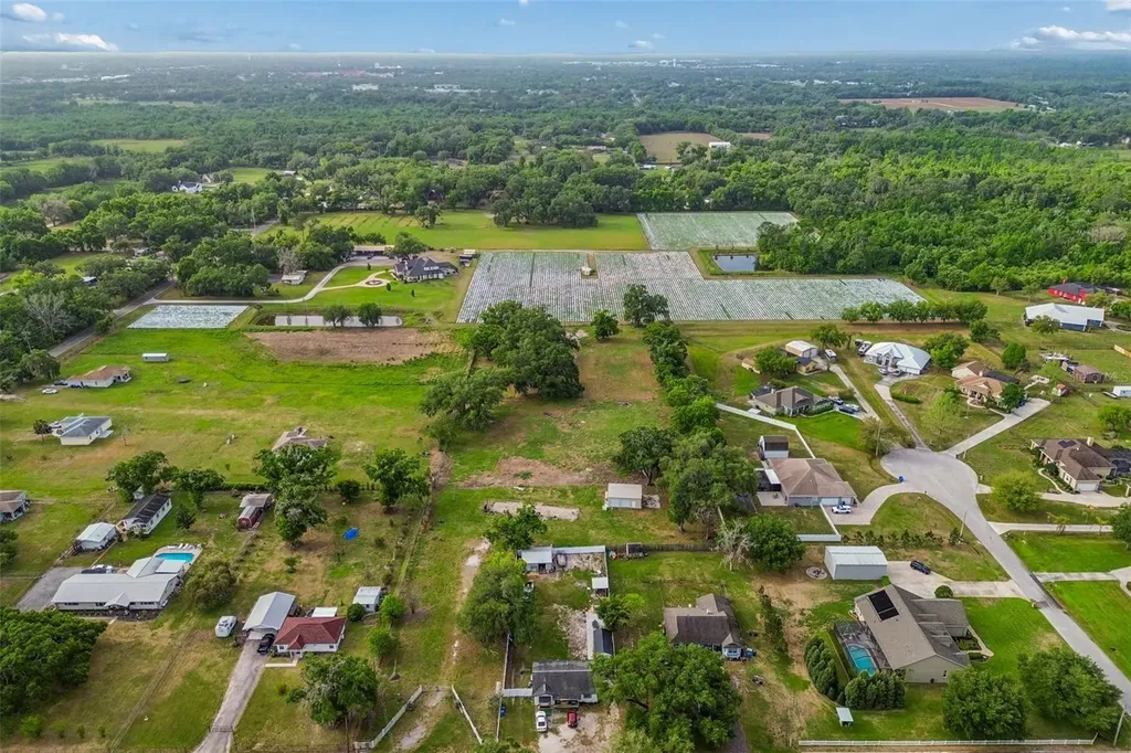 3005 W Sam Allen Road Plant City FL 33565