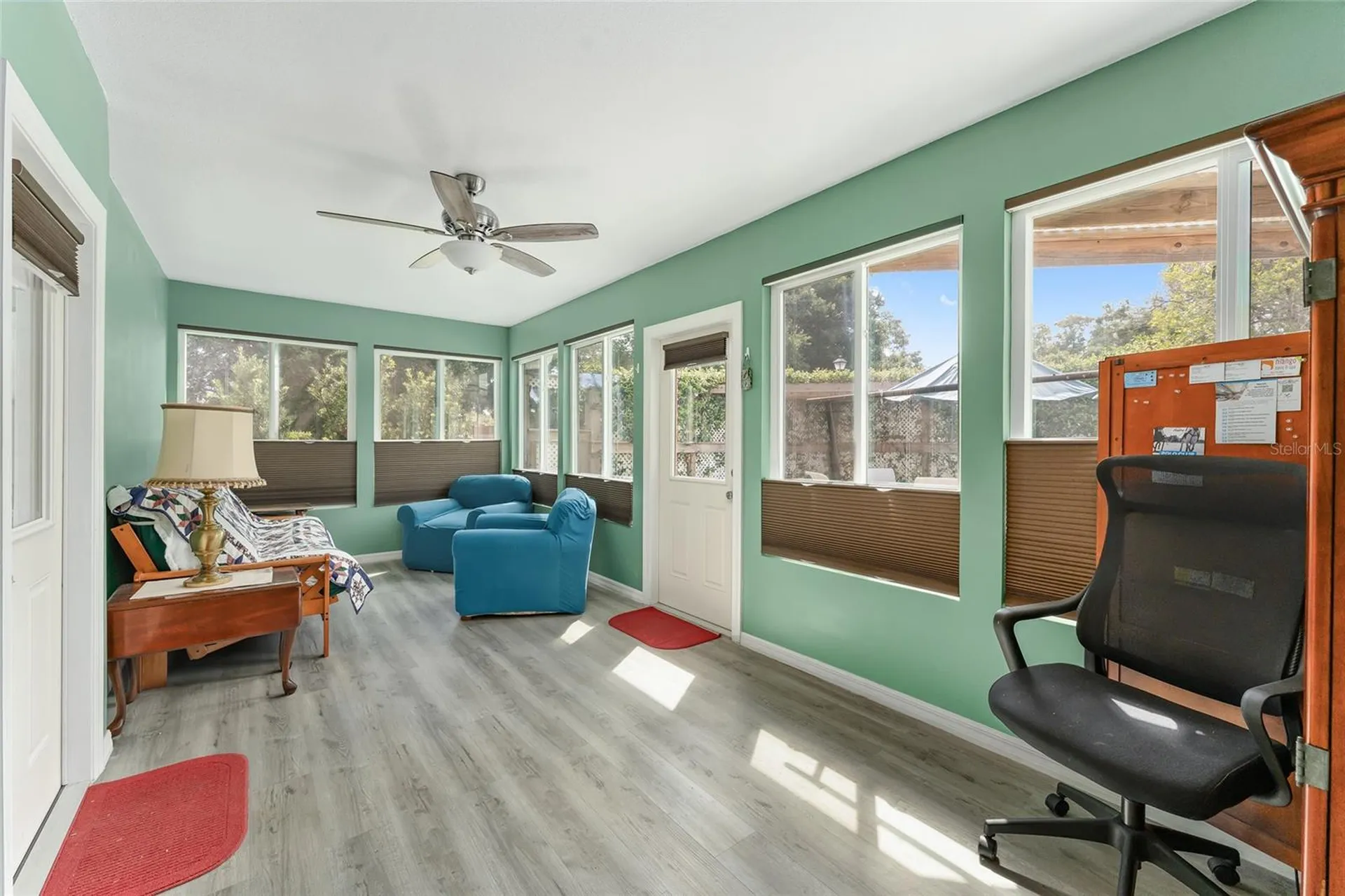 1401 W Schwartz Boulevard Lady Lake FL 32159