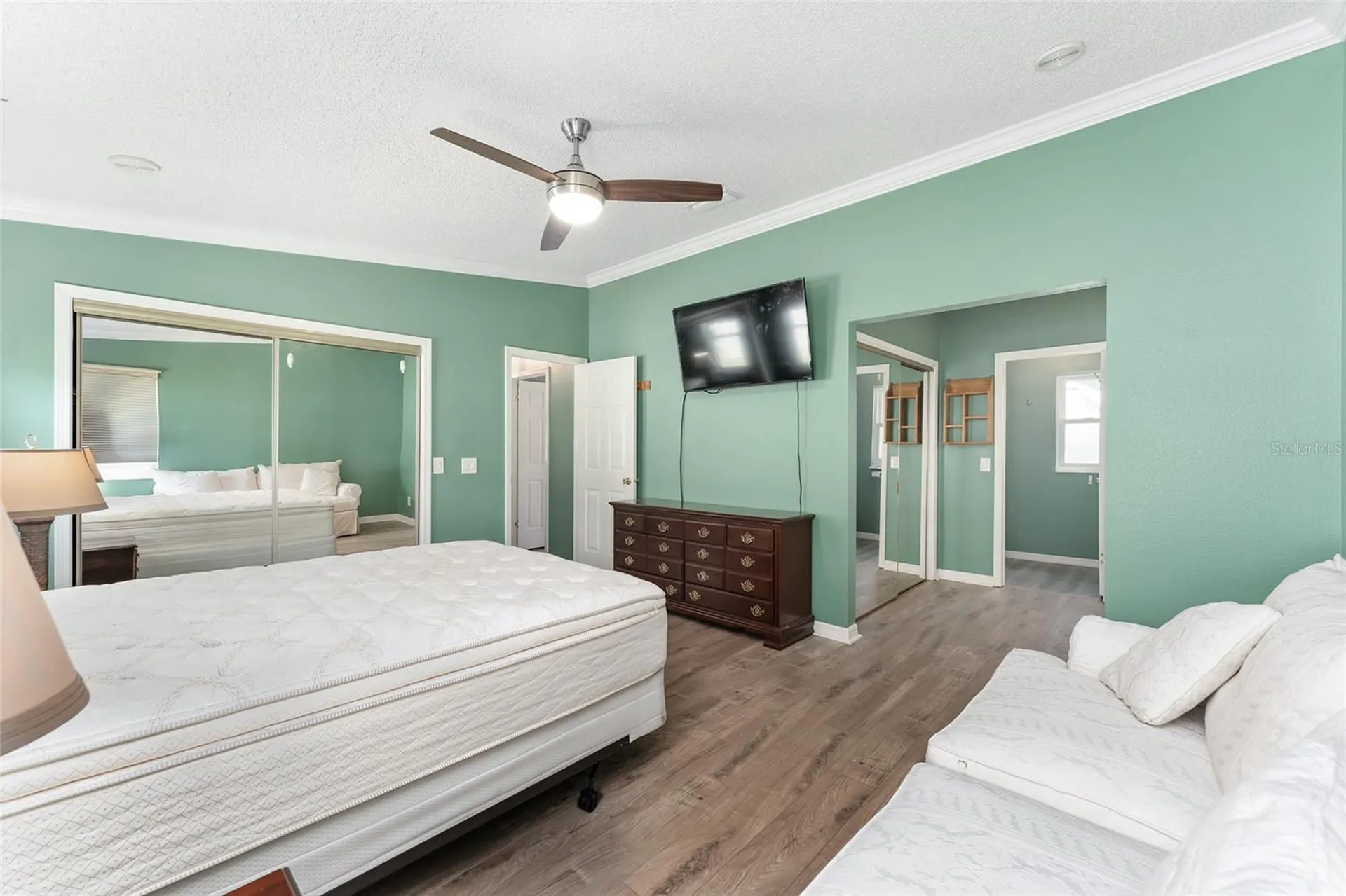 1401 W Schwartz Boulevard Lady Lake FL 32159