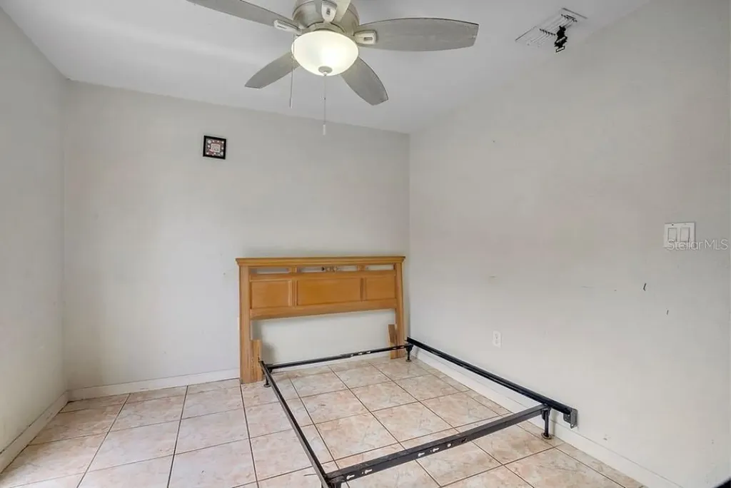 233 Red Maple Drive Kissimmee FL 34743
