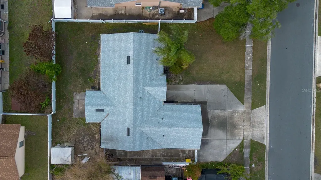 233 Red Maple Drive Kissimmee FL 34743