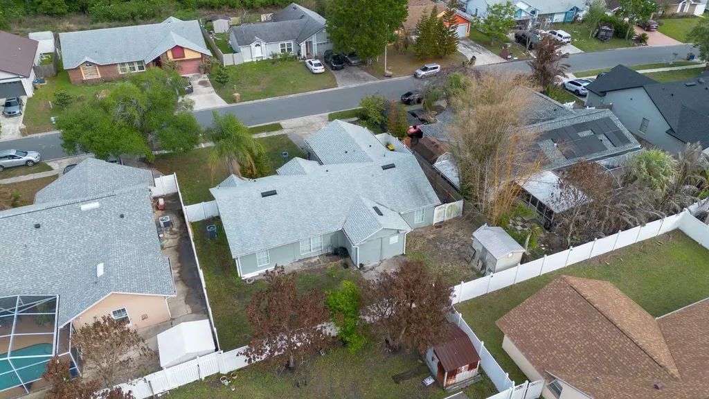 233 Red Maple Drive Kissimmee FL 34743