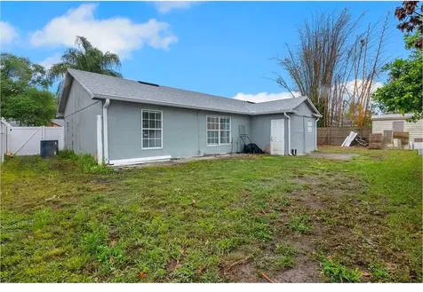 233 Red Maple Drive Kissimmee FL 34743