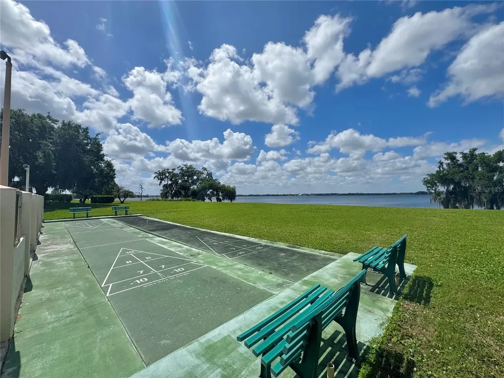 715 Magnolia Place Winter Haven FL 33884